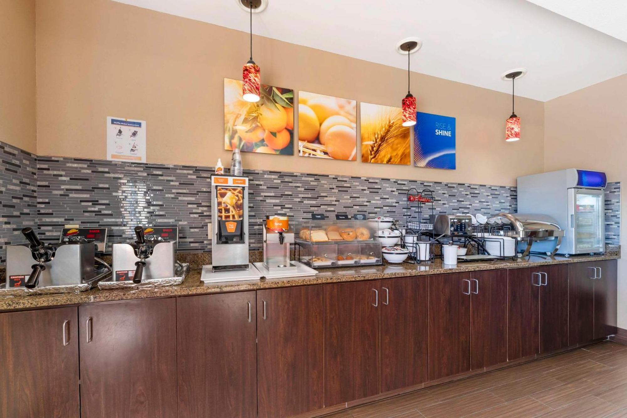 Comfort Inn & Suites Porter Near Indiana Dunes Εξωτερικό φωτογραφία