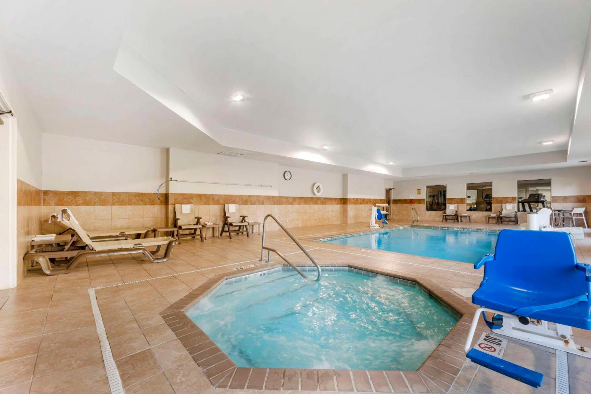 Comfort Inn & Suites Porter Near Indiana Dunes Εξωτερικό φωτογραφία