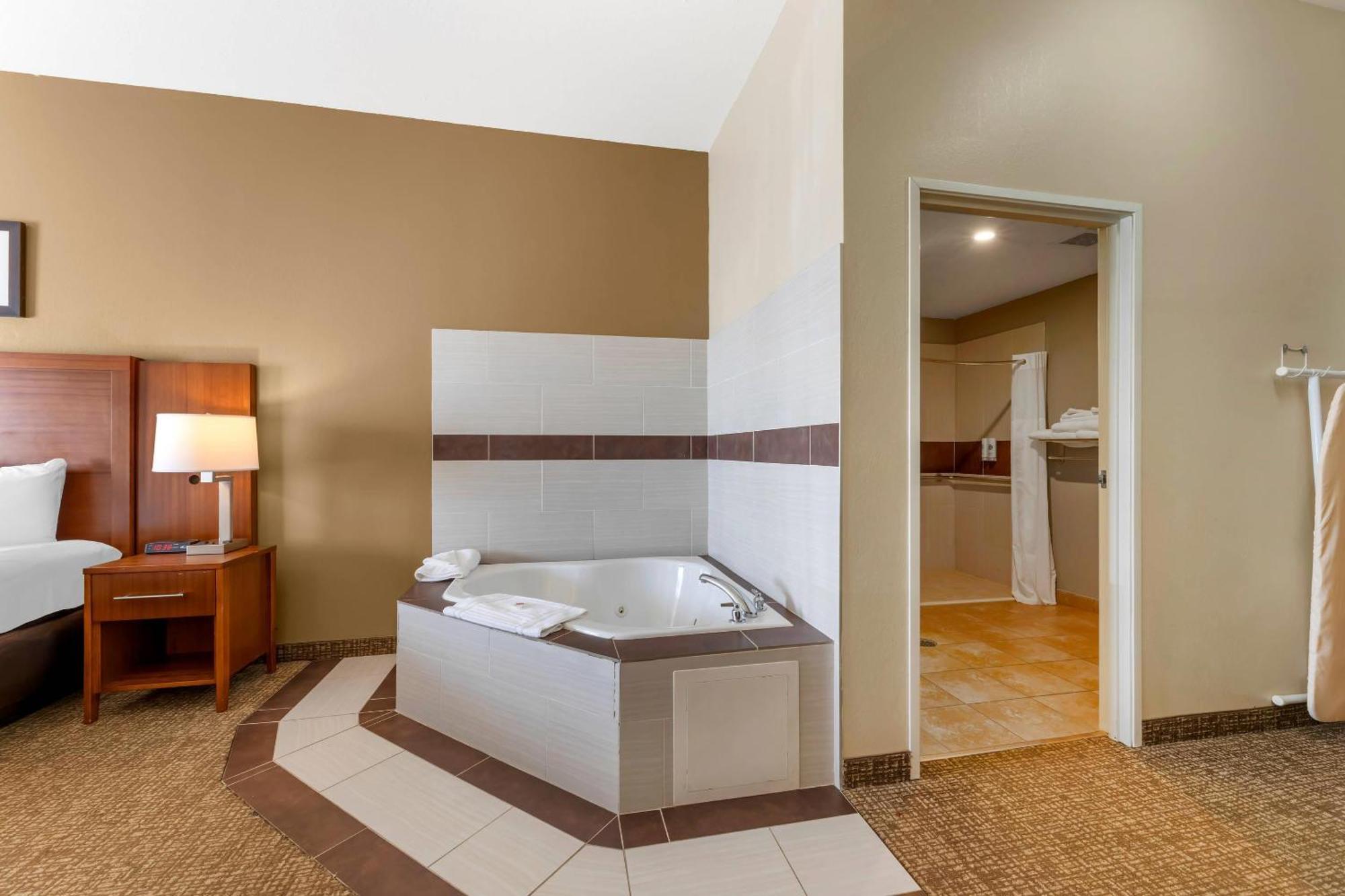 Comfort Inn & Suites Porter Near Indiana Dunes Εξωτερικό φωτογραφία